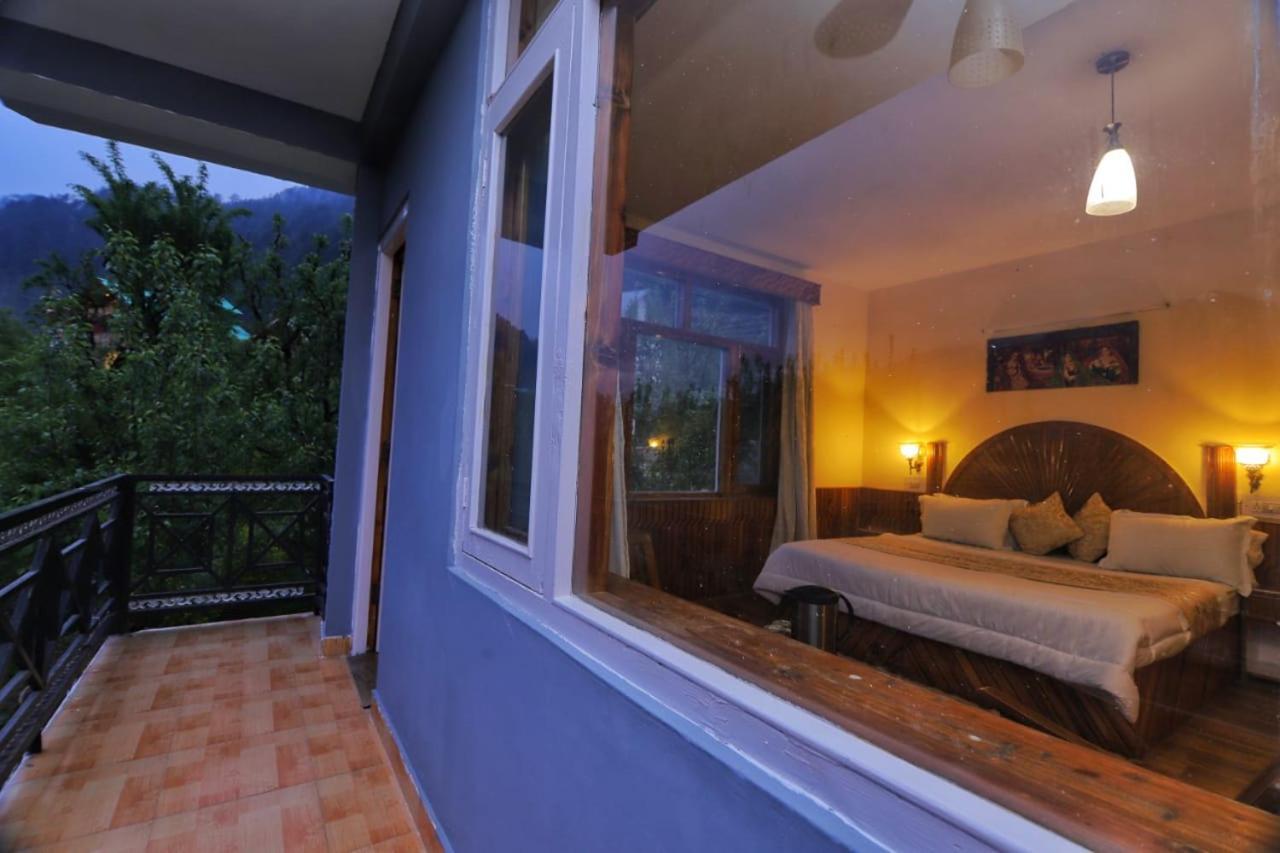 Grey Moustache 4Bhk Villa Manāli Eksteriør billede