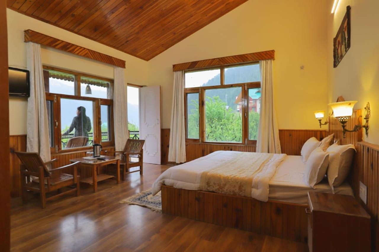 Grey Moustache 4Bhk Villa Manāli Eksteriør billede